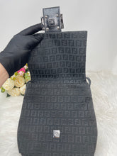 Load image into Gallery viewer, Fendi Crossbody SKU6407