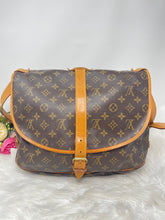 Load image into Gallery viewer, Louis Vuitton Saumur 35 SKU6654