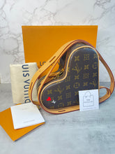 Load image into Gallery viewer, Couer Game On SKU6496