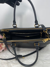 Load image into Gallery viewer, Prada Saffiano 2way SKU6048