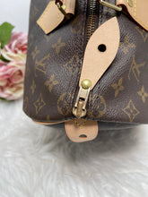 Load image into Gallery viewer, Speedy 35 SKU6303