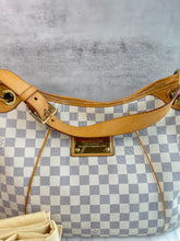 Load image into Gallery viewer, Galleria PM SKU6437