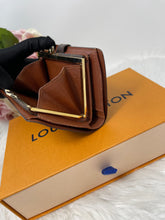 Load image into Gallery viewer, Kisslock Wallet SKU6405