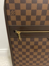 Load image into Gallery viewer, Business Pegase 55 DE SKU6423