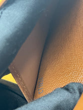 Load image into Gallery viewer, Bifold Wallet SKU6296