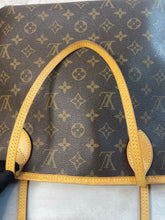 Load image into Gallery viewer, Neverfull MM SKU6526