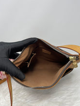 Load image into Gallery viewer, Odeon PM SKU6406