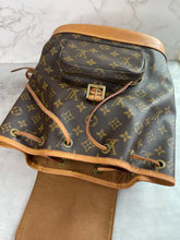 Load image into Gallery viewer, Monsouris Backpack MM SKU6470