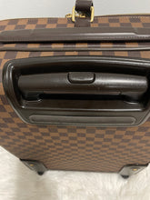 Load image into Gallery viewer, Business Pegase 55 DE SKU6423