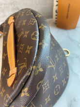 Load image into Gallery viewer, Bumbag Monogram SKU6521