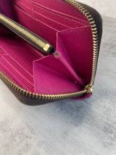 Load image into Gallery viewer, Clemence Fuchsia SKU6468