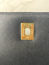 Load image into Gallery viewer, Chanel Business Affinity SKU6448