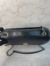 Load image into Gallery viewer, Chanel Business Affinity SKU6448