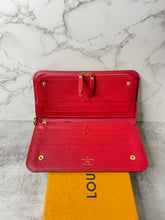 Load image into Gallery viewer, Insolite Wallet SKU6483