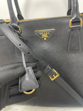 Load image into Gallery viewer, Prada Saffiano 2way SKU6048