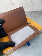 Load image into Gallery viewer, Bifold Wallet SKU6296