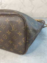 Load image into Gallery viewer, Neverfull MM SKU6526
