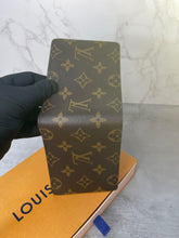 Load image into Gallery viewer, Men’s Wallet SKU6551