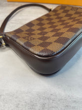 Load image into Gallery viewer, Pochette Trouse DE SKU6493