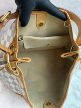 Load image into Gallery viewer, Galleria PM SKU6437