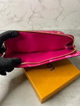 Load image into Gallery viewer, Insolite Limited Edition Wallet SKU6481
