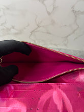 Load image into Gallery viewer, Insolite Limited Edition Wallet SKU6481