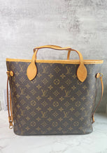 Load image into Gallery viewer, Neverfull MM Beige SKU6460