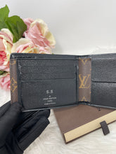 Load image into Gallery viewer, Mens Macassar Wallet SKU6391