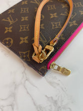 Load image into Gallery viewer, Neverfull Pouch MM SKU6529