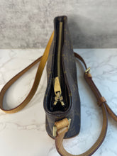 Load image into Gallery viewer, Troutteur SKU6504