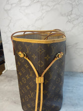 Load image into Gallery viewer, Neverfull MM SKU6526