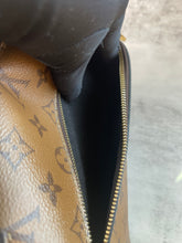 Load image into Gallery viewer, Pochette Metis Reverse SKU6508