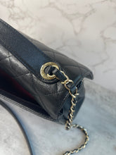 Load image into Gallery viewer, Chanel Business Affinity SKU6448