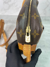 Load image into Gallery viewer, Jeune Fille MM SKU6502