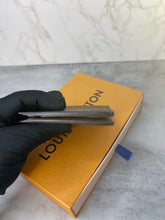 Load image into Gallery viewer, Men’s Wallet SKU6551