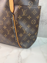 Load image into Gallery viewer, Totally MM Monogram SKU6436