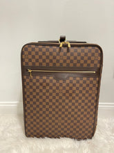 Load image into Gallery viewer, Business Pegase 55 DE SKU6423