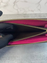 Load image into Gallery viewer, Clemence Fuchsia SKU6468