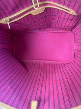 Load image into Gallery viewer, Neverfull MM Pivione SKU6528A