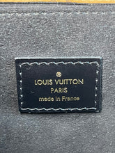 Load image into Gallery viewer, Pochette Metis Reverse SKU6508