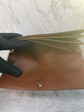 Load image into Gallery viewer, Sarah Wallet SKU6532