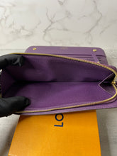 Load image into Gallery viewer, Insolite Wallet SKU648