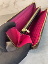 Load image into Gallery viewer, Clemence Fuchsia SKU6468