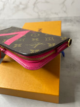 Load image into Gallery viewer, Insolite Wallet SKU6484