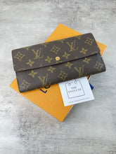 Load image into Gallery viewer, Sarah Wallet SKU6532