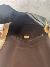 Load image into Gallery viewer, Menilmontant MM SKU6486