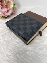 Load image into Gallery viewer, Mens Bifold Wallet SKU6390