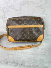 Load image into Gallery viewer, Trocadero 23 SKU6490