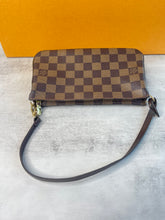 Load image into Gallery viewer, Pochette Trouse DE SKU6493