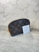 Load image into Gallery viewer, Cosmetic Pouch SKU6498